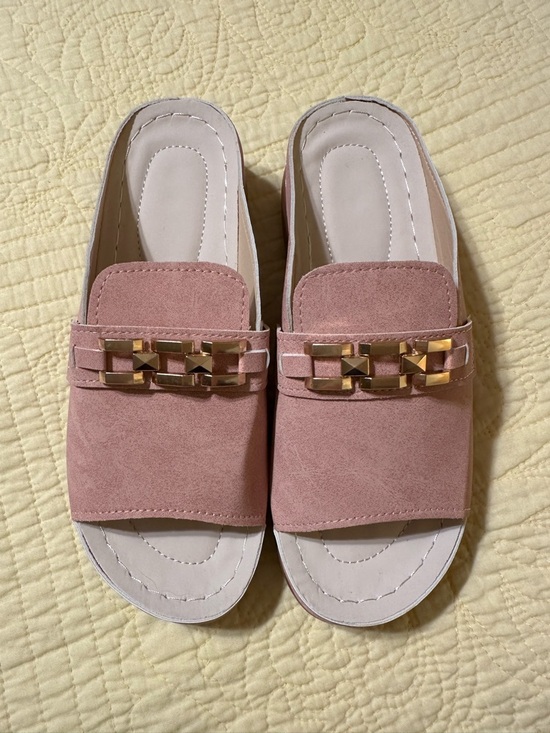 The Unbranded Brand Shoes - Women's Blush Slip-On Mules with Gold Chain Detail